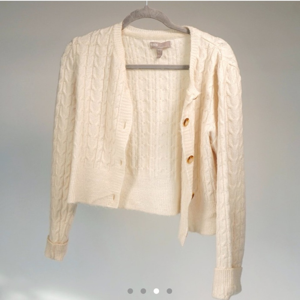 Cream Cropped Cardigan